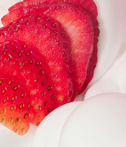 EOS Body Lotion - Strawberry Dream